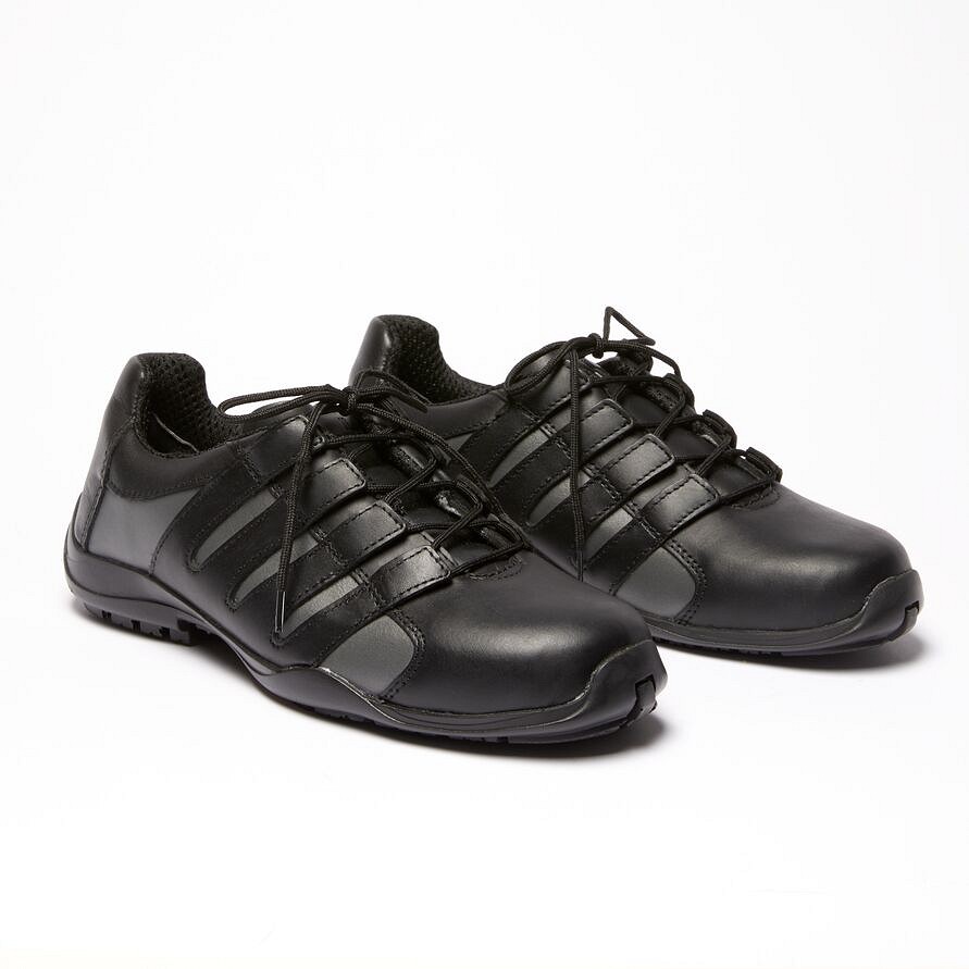 Bragard store kitchen shoes